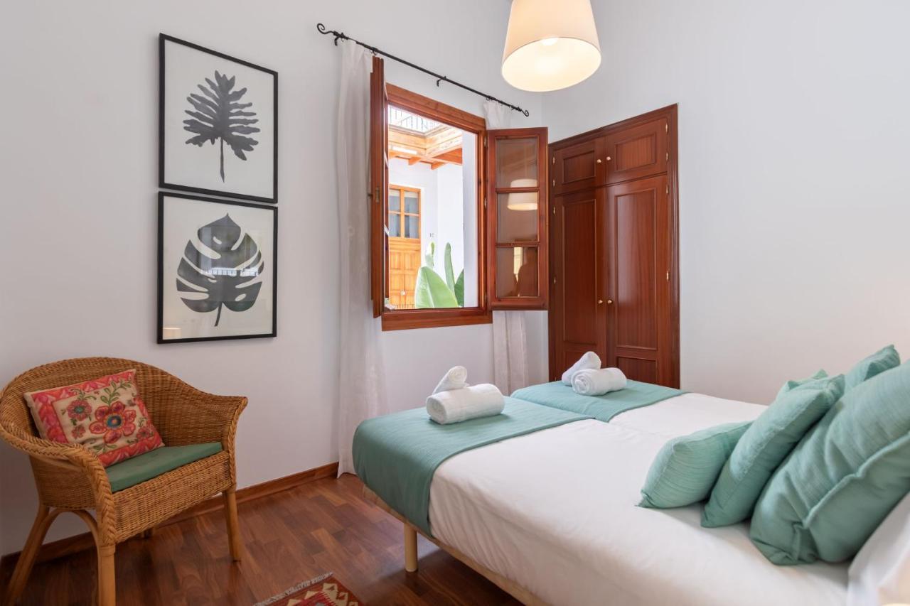 Abades Giralda Deluxe By Valcambre Apartment Севиля Екстериор снимка