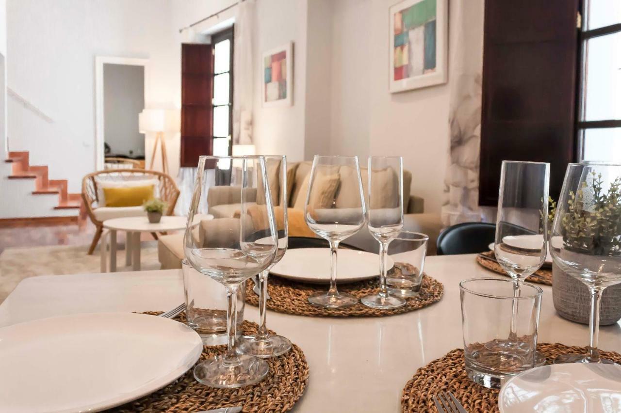 Abades Giralda Deluxe By Valcambre Apartment Севиля Екстериор снимка